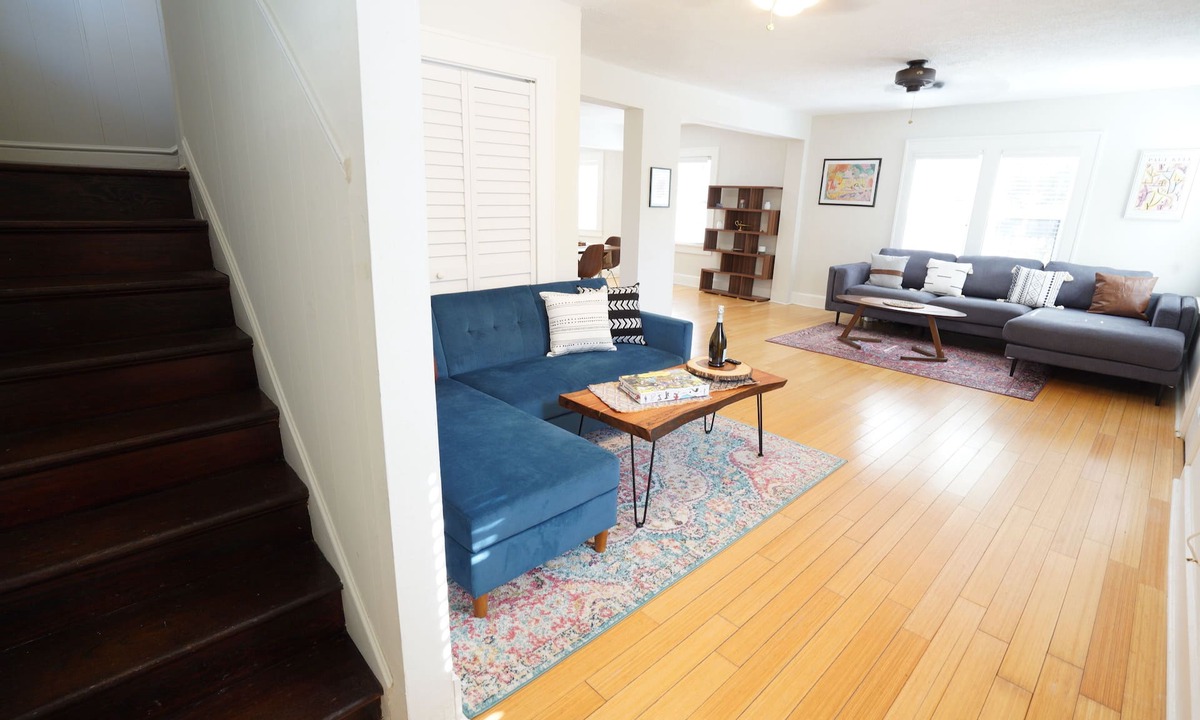 Historic Uptown House | Family Retreat near Downtown St Pete. Patio, Free Parking, 20min to the Beach!