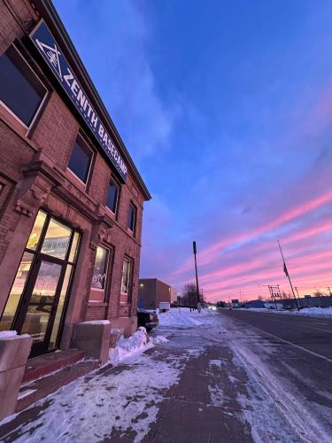 Duluth Hostel | Zenith Basecamp