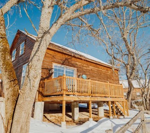 Rosewood Villa Log 