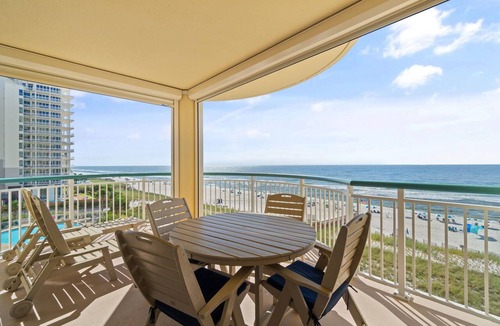 Ono Island Condo | Beach Front-Beach Colony Tower 5B