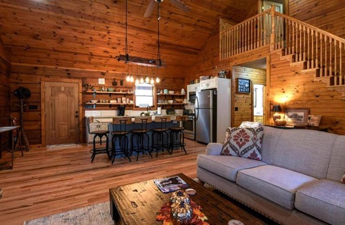 Lynn House | Deer Haven by AvantStay