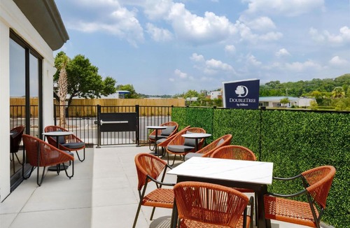 Wilmington Hotel | Doubletree By Hilton Wilmington, Nc