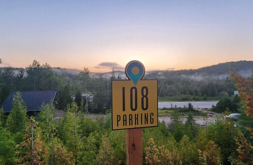Munising Ski Chalet | EXPLORE Munising Studio Suite 109