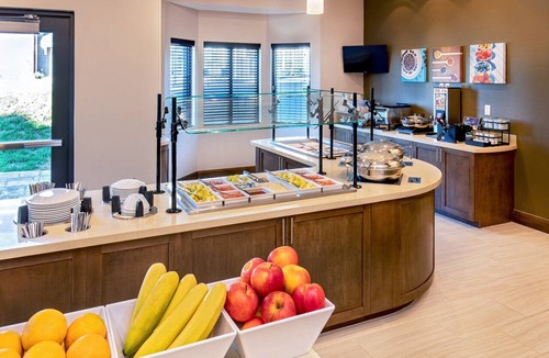 Rio Apartment | Free Breakfast Included! | Studio Near University of Virginia + CHO