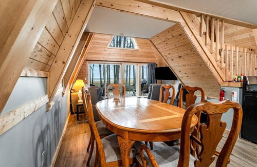 Au Gres Cabin | Fully-Equipped A-Frame with Beautiful Lake Views in Michigan