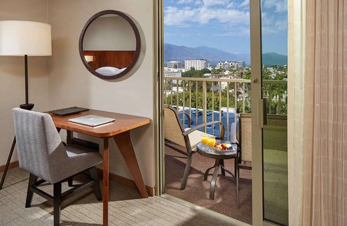 Pasadena Hotel | Hilton Pasadena