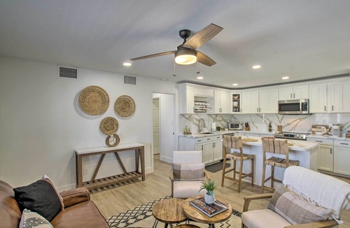 Apache Junction Condo | Pool Access: Mtn-View Condo in Apache Junction!