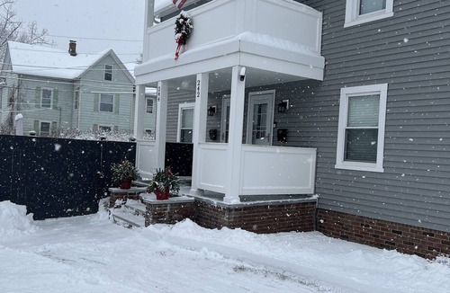 Northwest Harwinton Apartment | Pristine Cozy Walkable Downtown 2BR Getaway