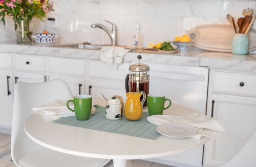 Surfcrest Village House | Seashell 4BR Escape | Walk to Beach & Pool!