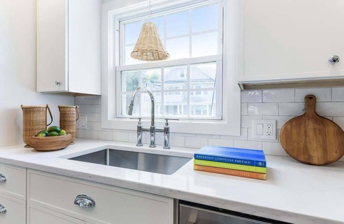 Black Rock Historic District House | Stay at Black Rock Harbor