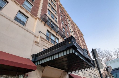 North Brookline Apartment | Stellar Downtown XBR, Security, Doorman, Elev, by Blueground