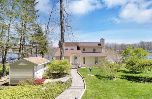 Ashford House | Tranquil Waterfront Retreat with Private Dock and Stunning Views-Close to UCONN