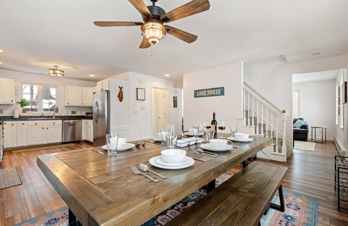 Windham House | Windham Wind Down-Dock, Kayaks, SUPs, Fishing Rods