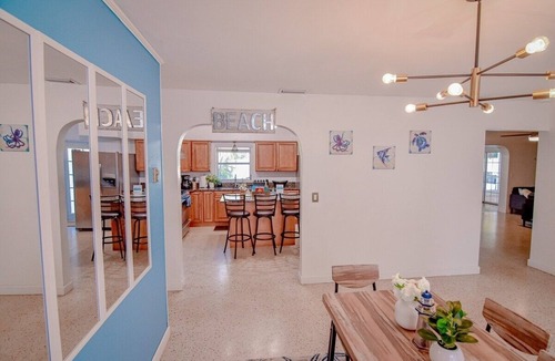 Cypress Gardens House | Winter Haven Hideaway