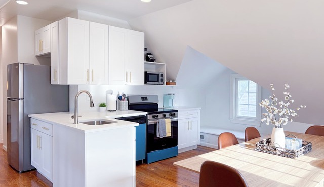 Family-friendly Stamford Downtown Delight