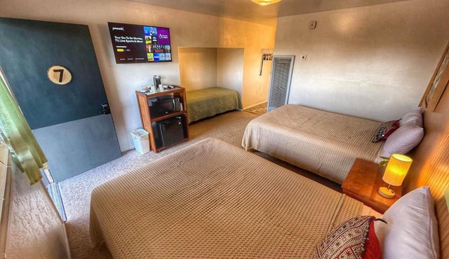 Lucky Seven Shared Kitchen, Sleeps 4 Mokee Motel