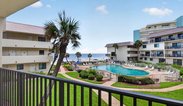Quaint Oceanfront Condo