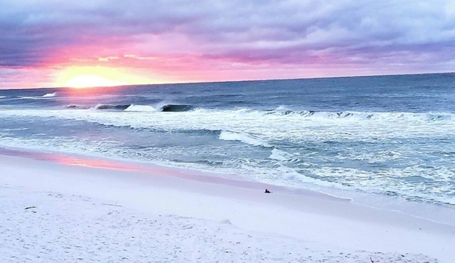 "SALT THERAPY" Waterfront Condo. Destin, Florida