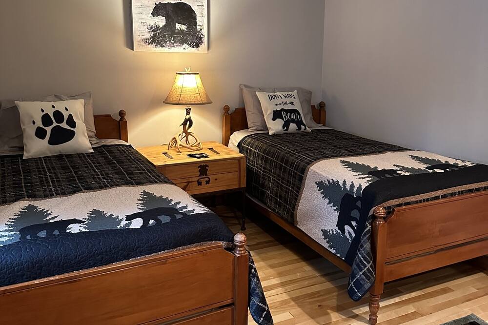 Photo of Bedroom in Indian Lake