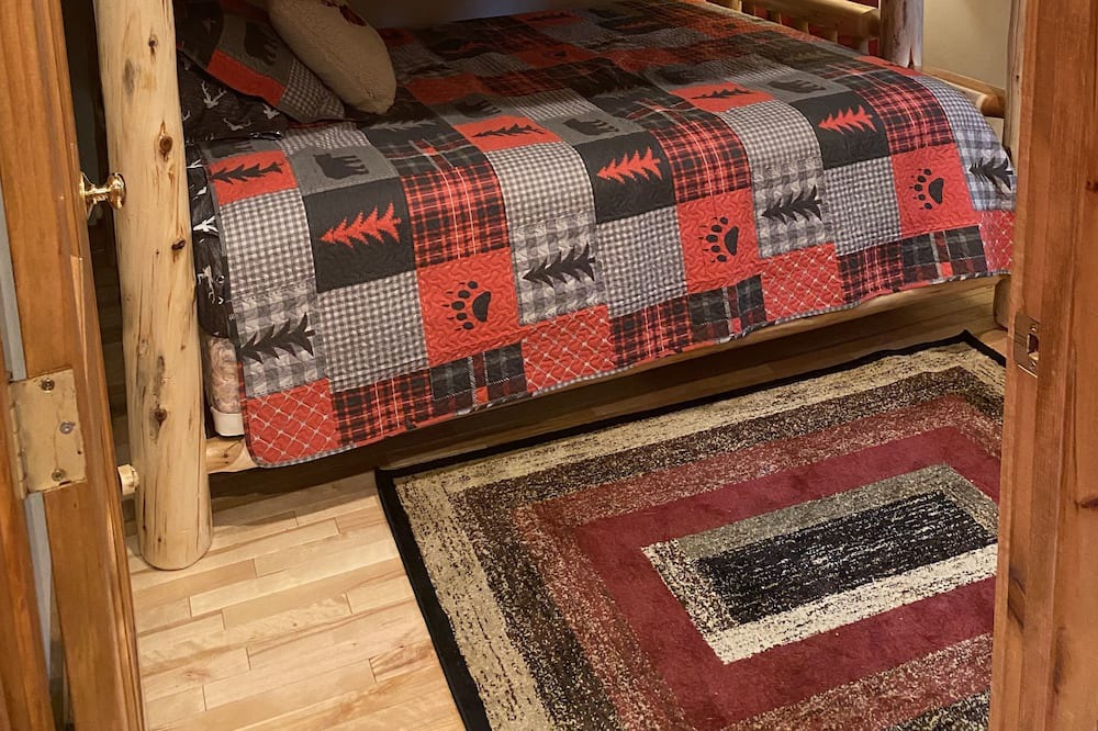 Photo of Bedroom in Indian Lake
