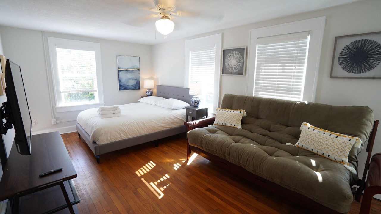 Photo of Bedroom in Historic Uptown