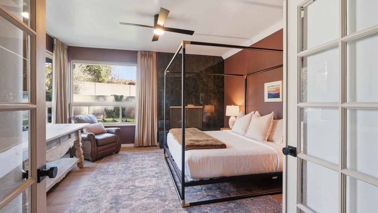 Photo of Bedroom in Albuquerque