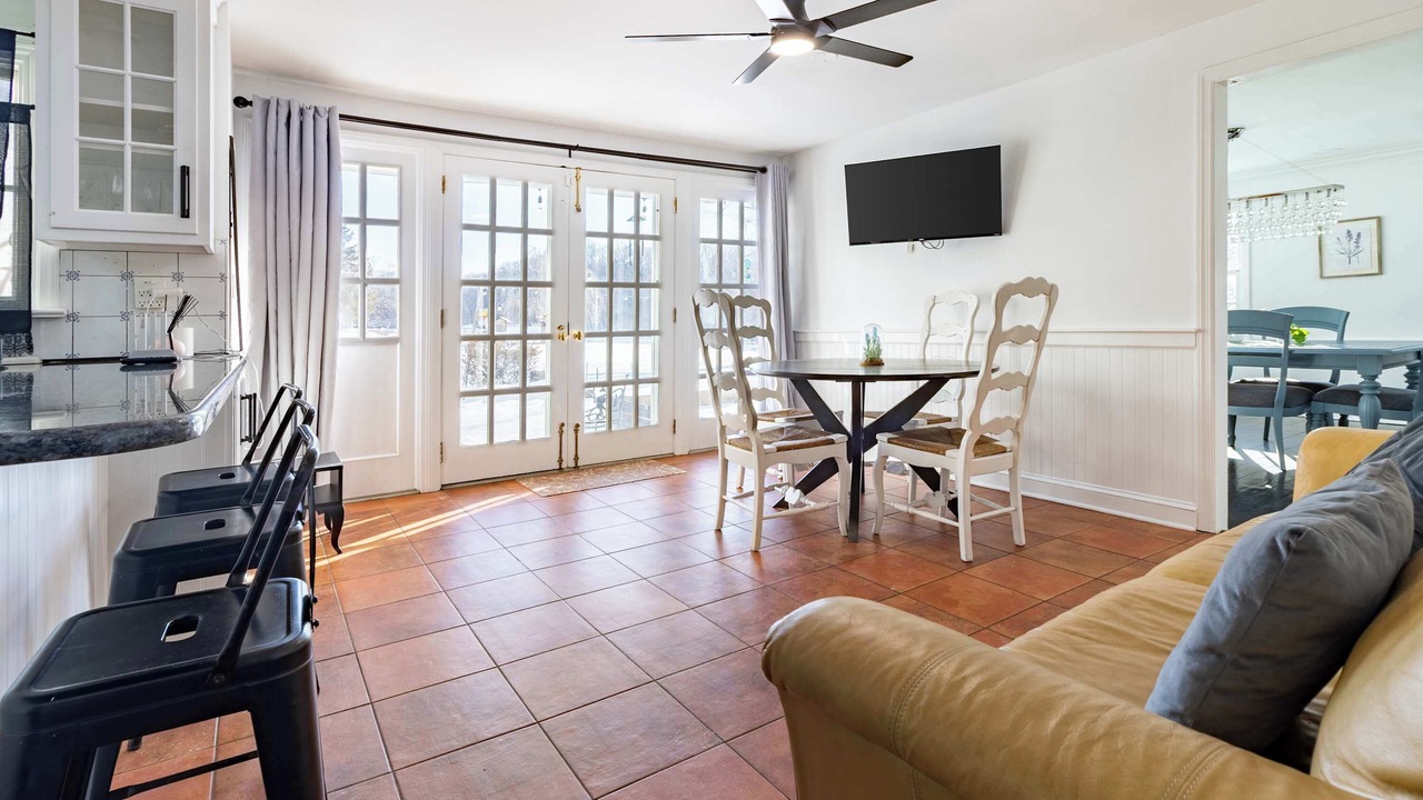 Photo of Livingroom in Easton