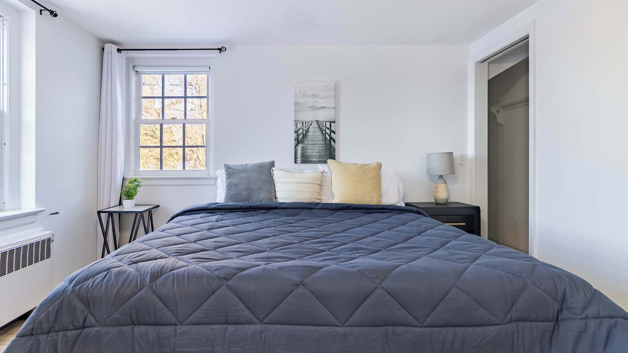 Photo of Bedroom in Easton