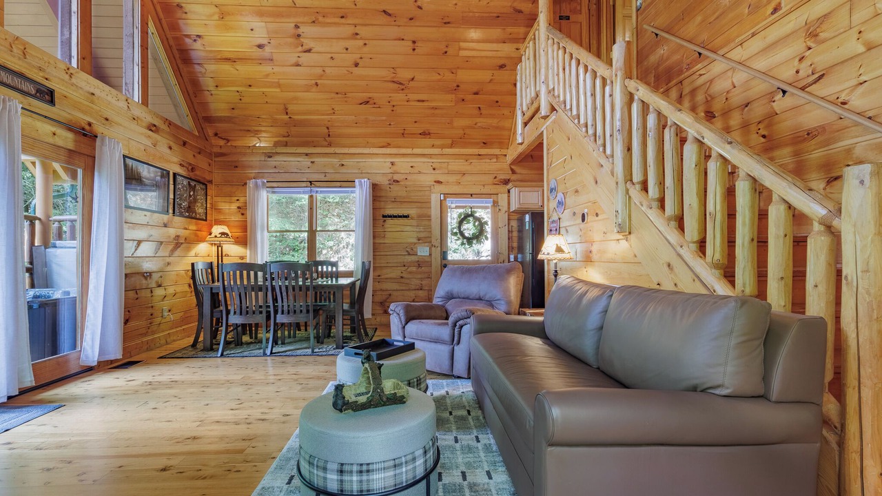 Photo of Livingroom in Black Bear Falls