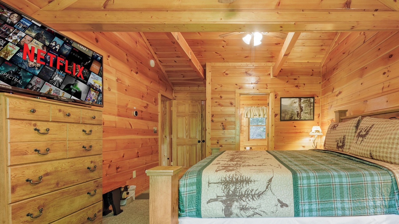 Photo of Bedroom in Black Bear Falls