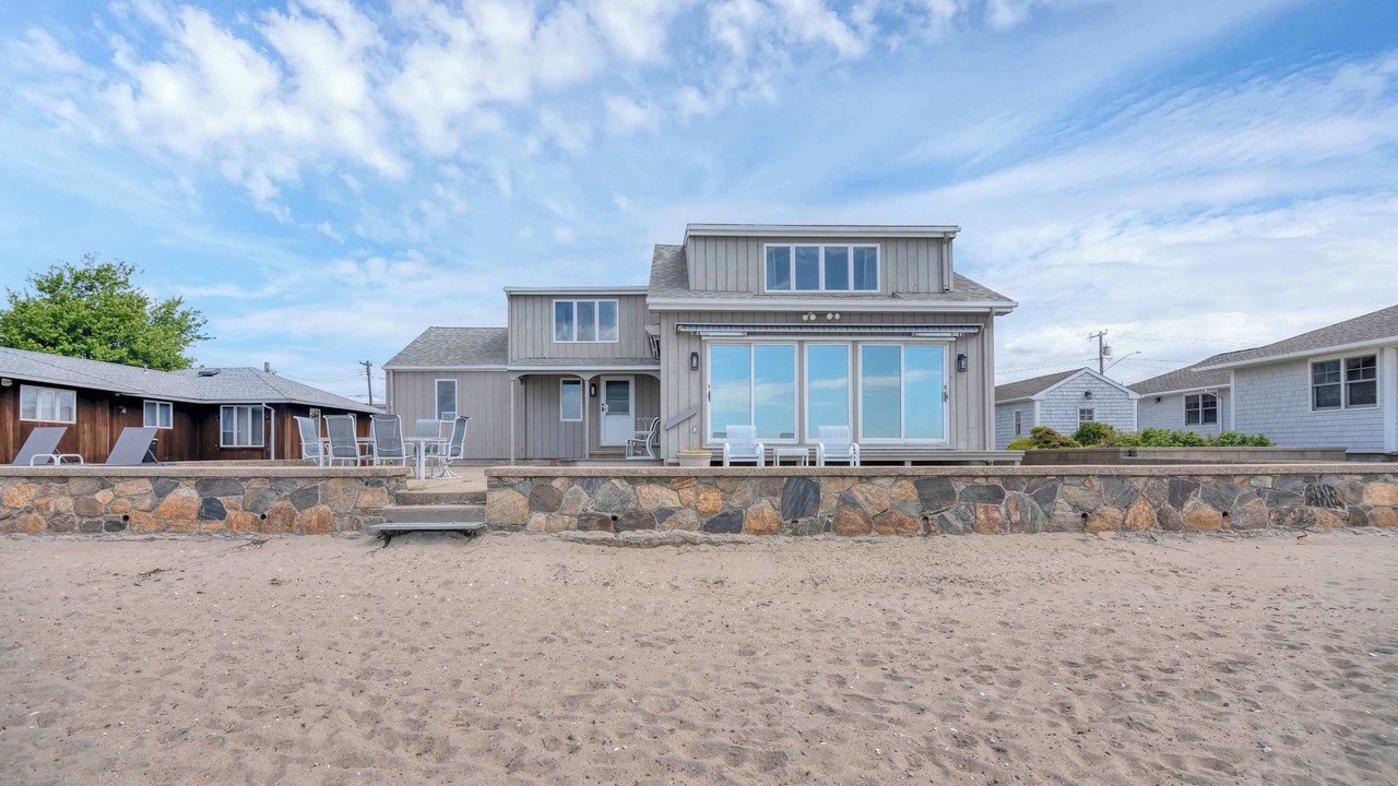 Photo of Outdoor in Saybrook Manor